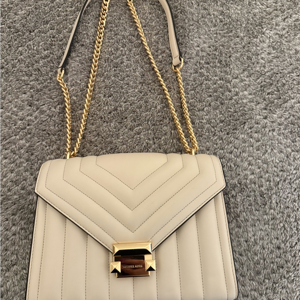 NWT Michael Kors crossbody women handbag,white color link strap